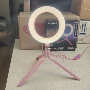 Vivitar USB-Powered Ring Light with Tripod - Black